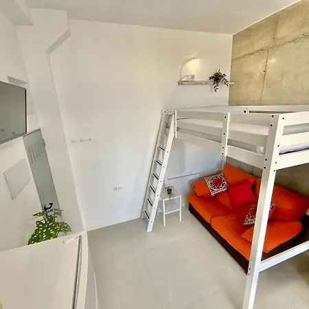 Apartment El Garajillo
